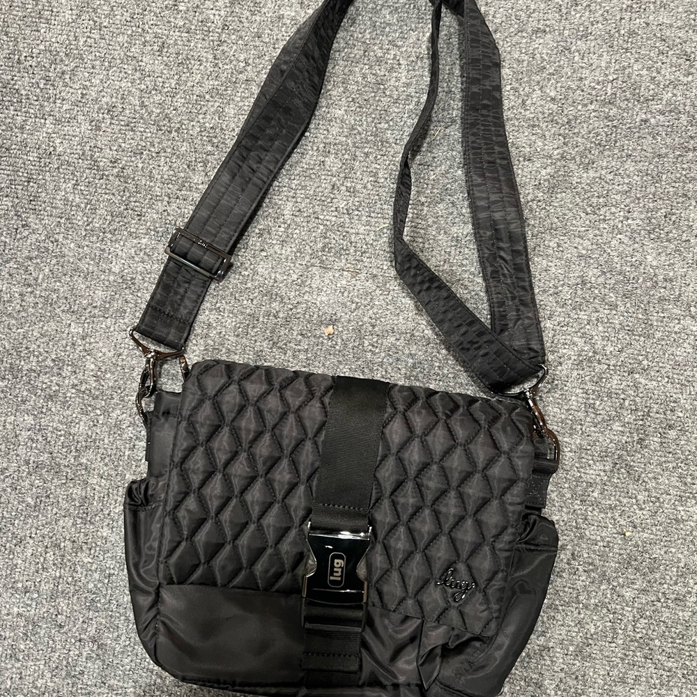 Lug Purse